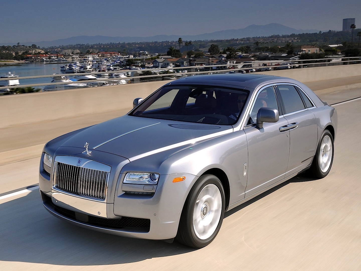 Rolls-Royce Ghost photo 33