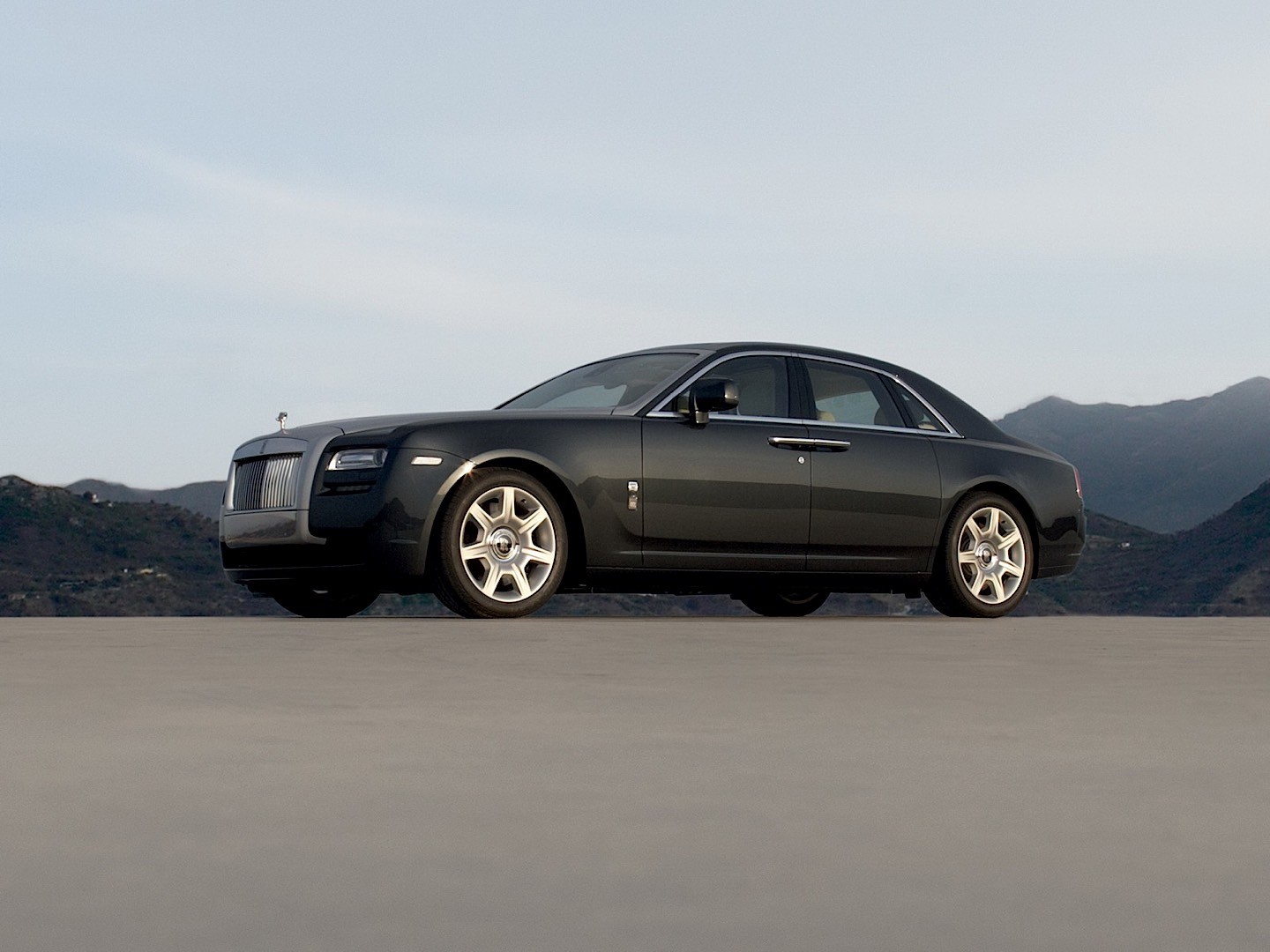 Rolls-Royce Ghost photo 46