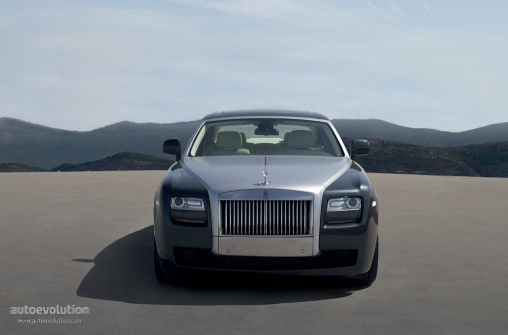 Rolls-Royce Ghost photo 13