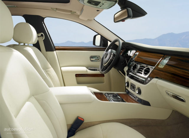 Rolls-Royce Ghost photo 97