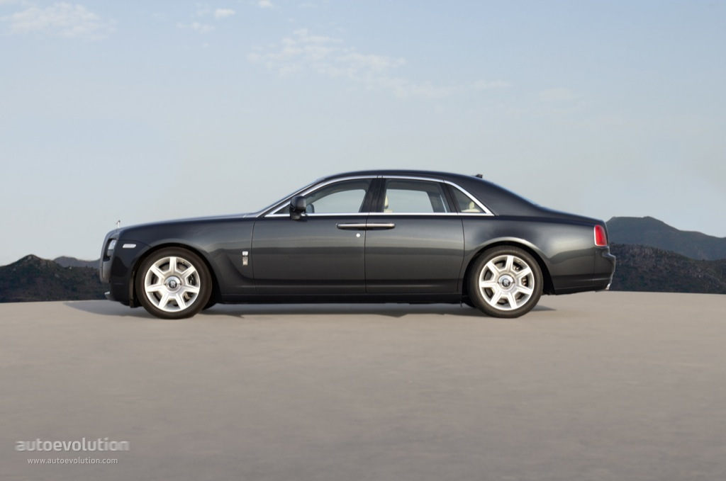 Rolls-Royce Ghost photo 5