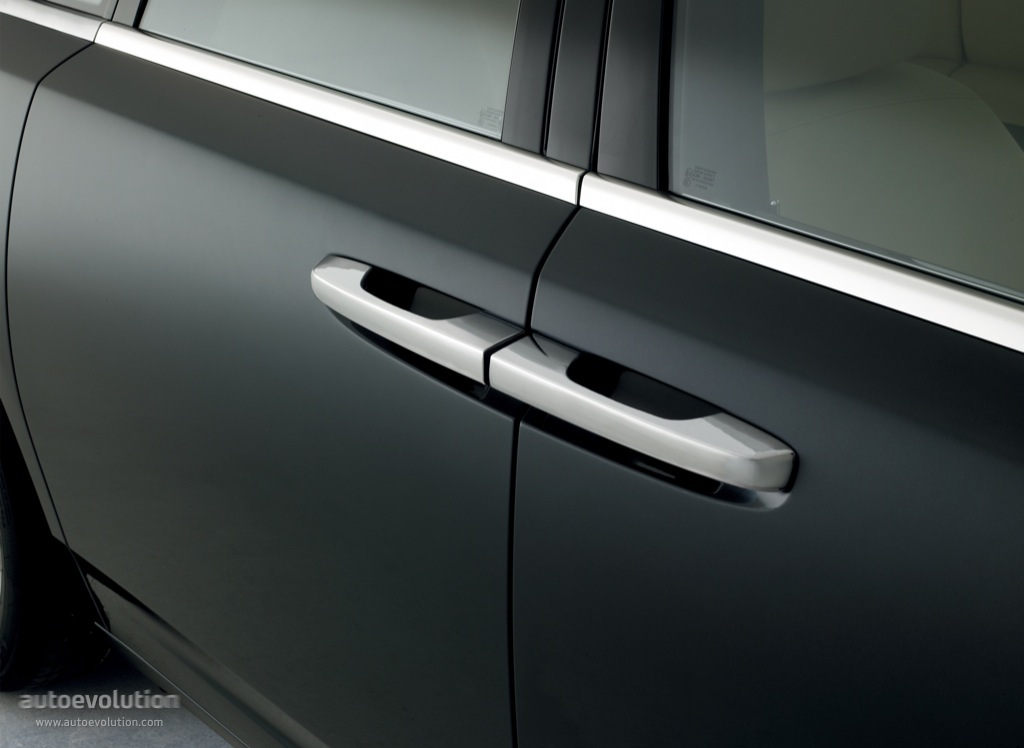 Rolls-Royce Ghost photo 9
