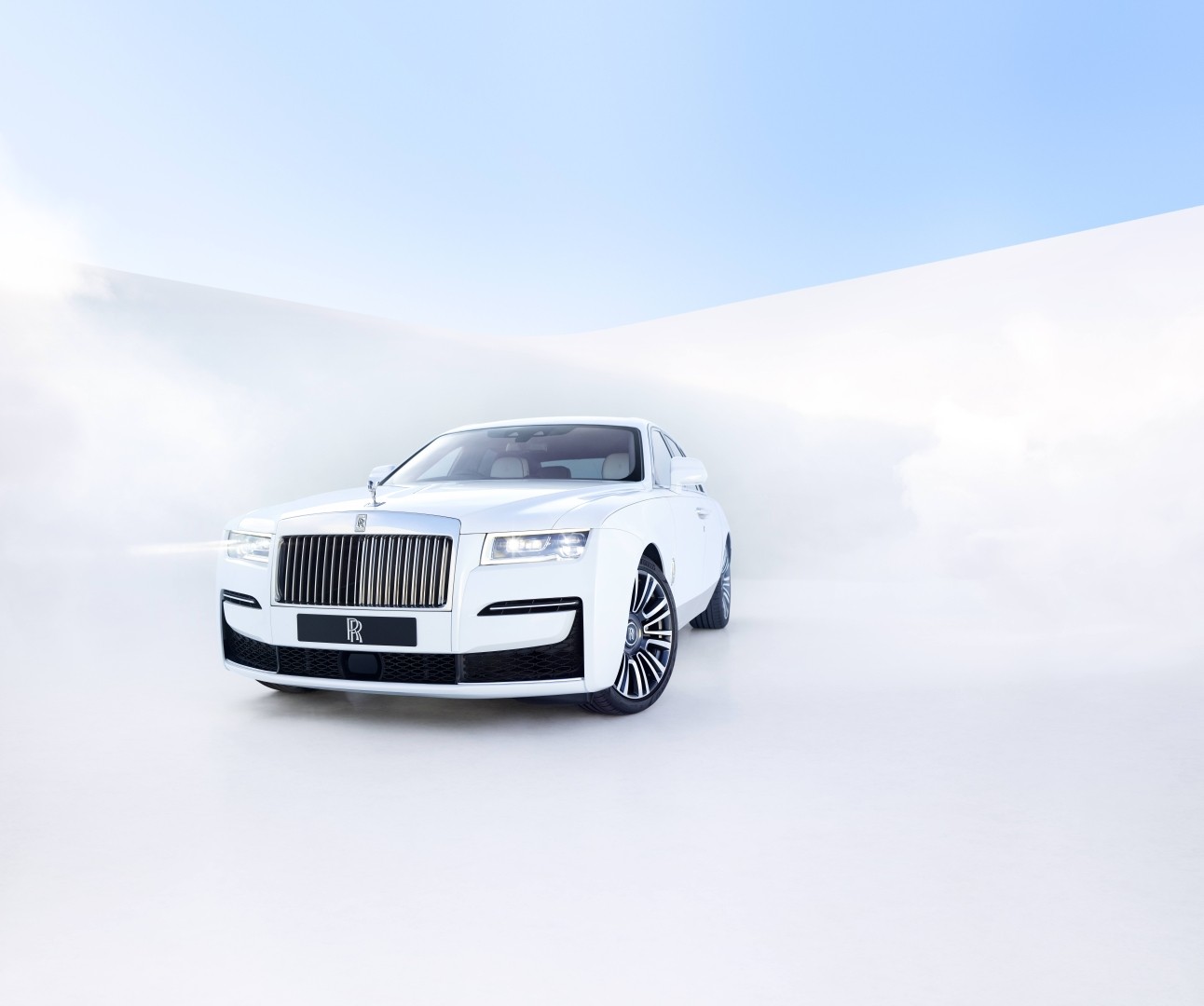 Rolls-Royce Ghost photo 6