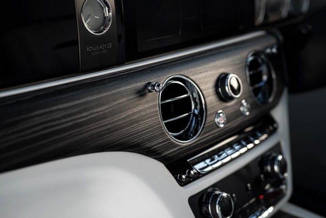 Rolls-Royce Ghost photo 50