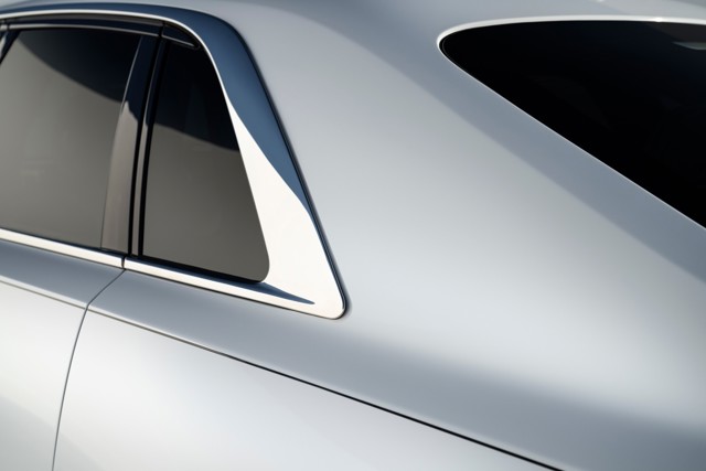 Rolls-Royce Ghost photo 2