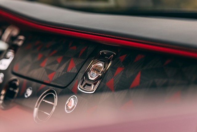 Rolls-Royce La Rose Noire Foto 33