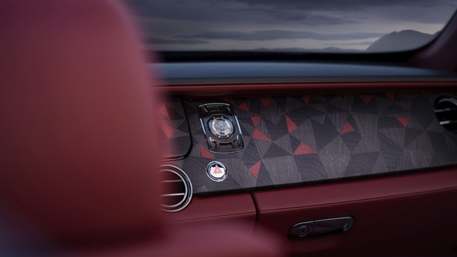 Rolls-Royce La Rose Noire Foto 26