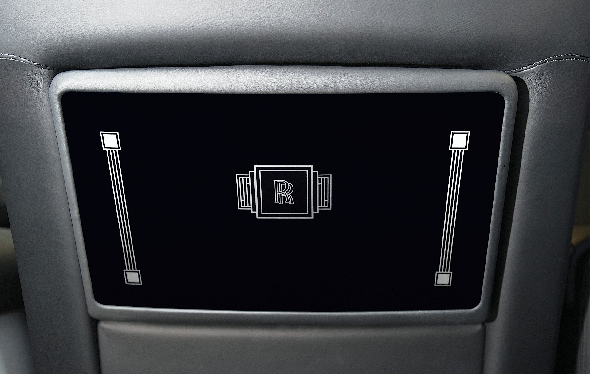 Rolls-Royce Phantom photo 44