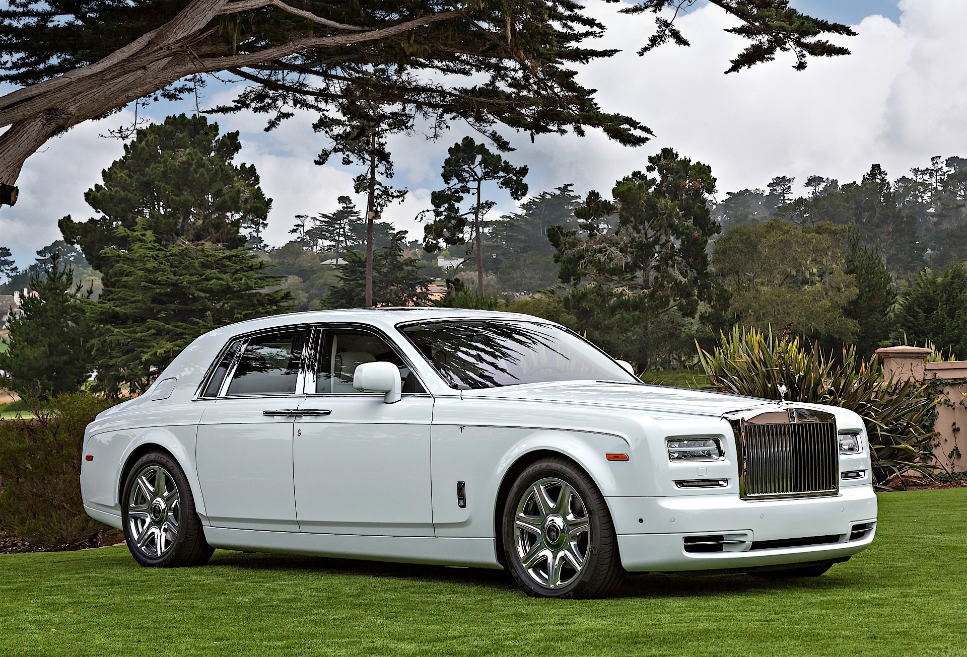 Rolls-Royce Phantom photo 28