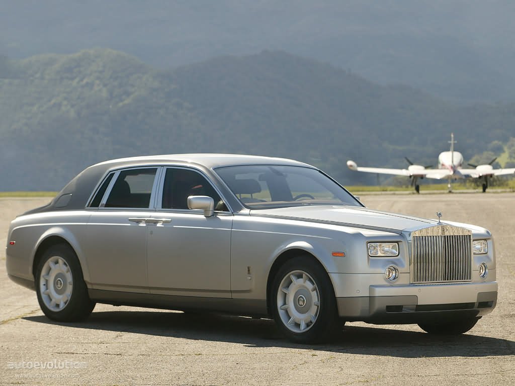 Rolls-Royce Phantom photo 7