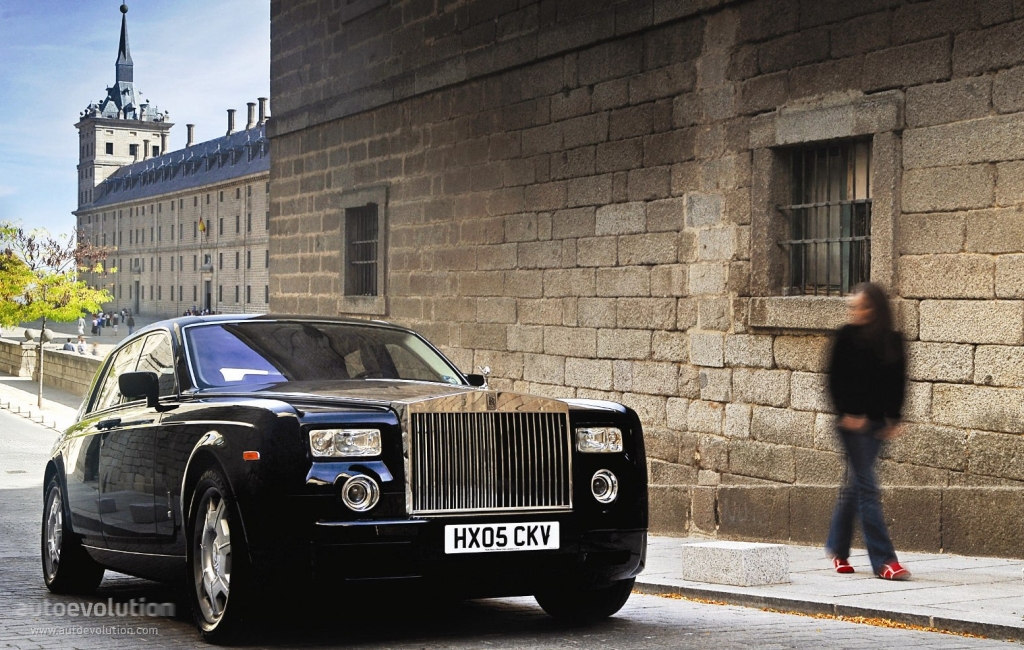 Rolls-Royce Phantom photo 2