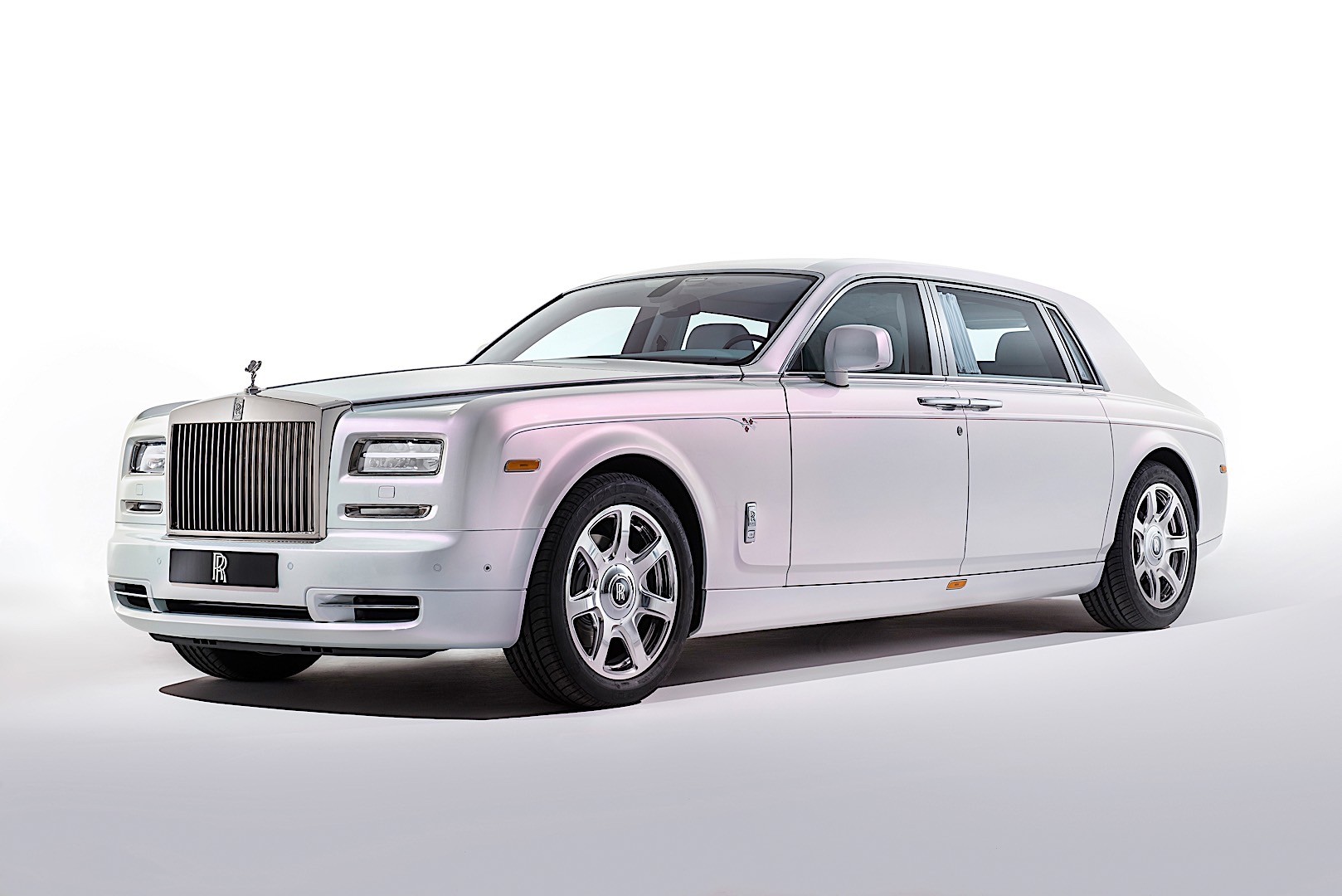 Rolls-Royce Phantom photo 12