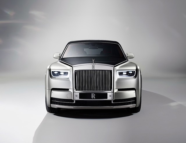 Rolls-Royce Phantom photo 2