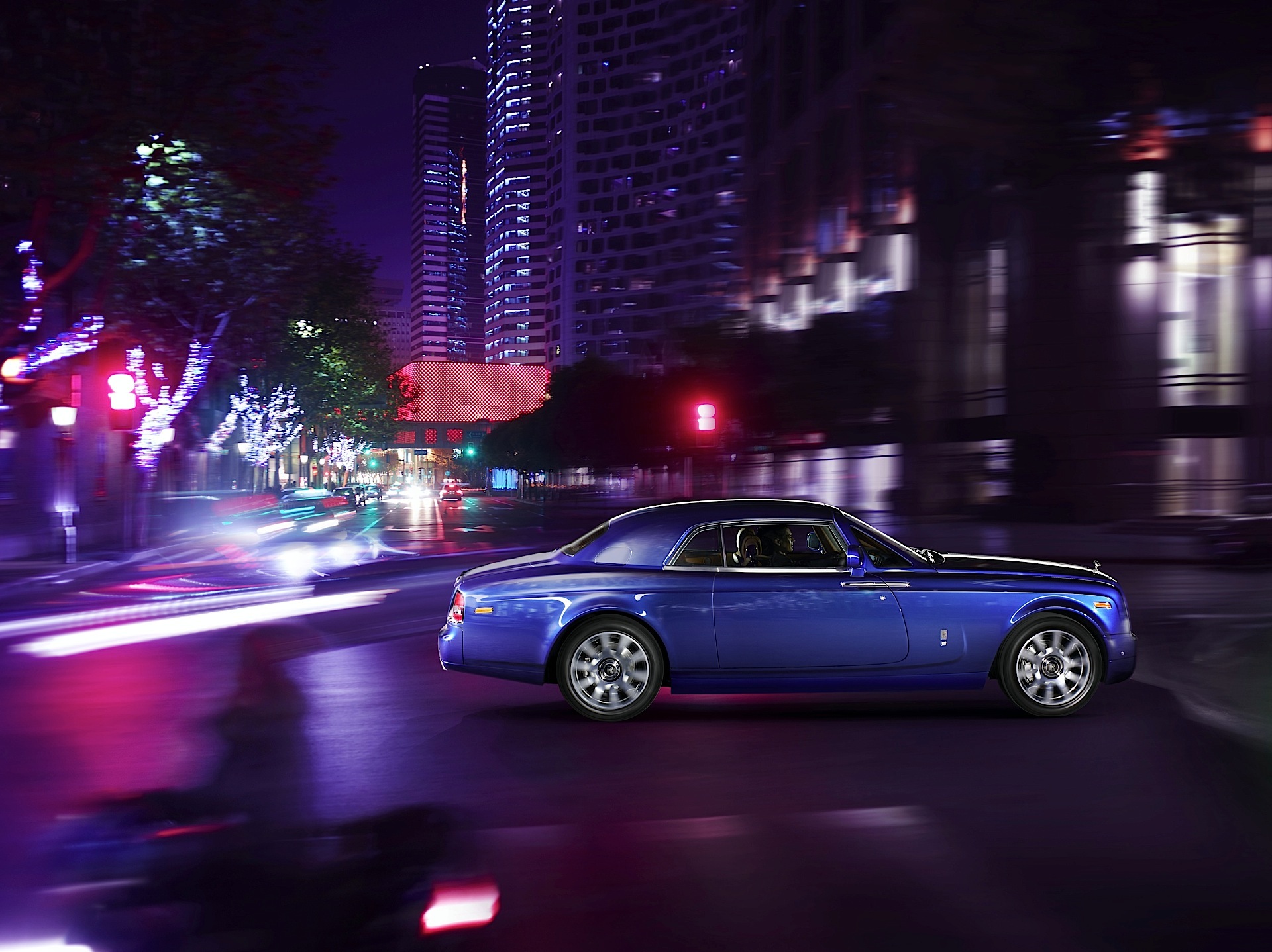 Rolls-Royce Phantom photo 16