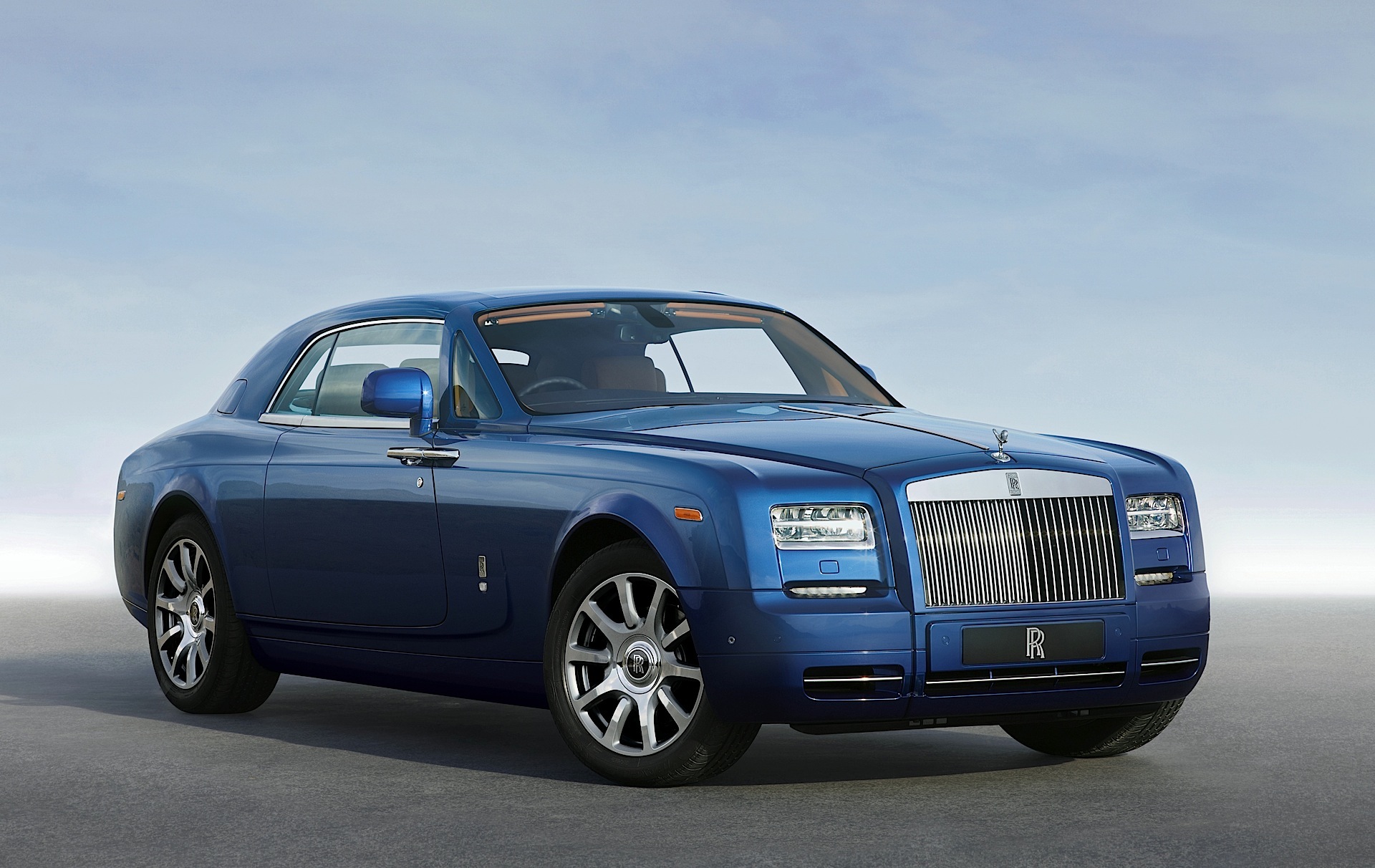 Rolls-Royce Phantom photo 17