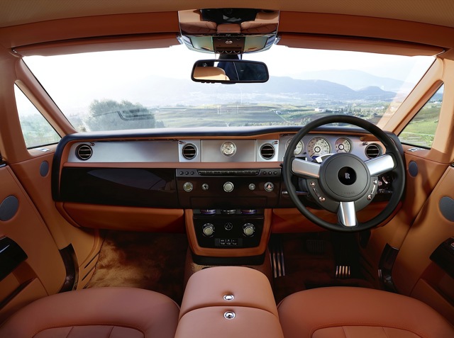 Rolls-Royce Phantom photo 79