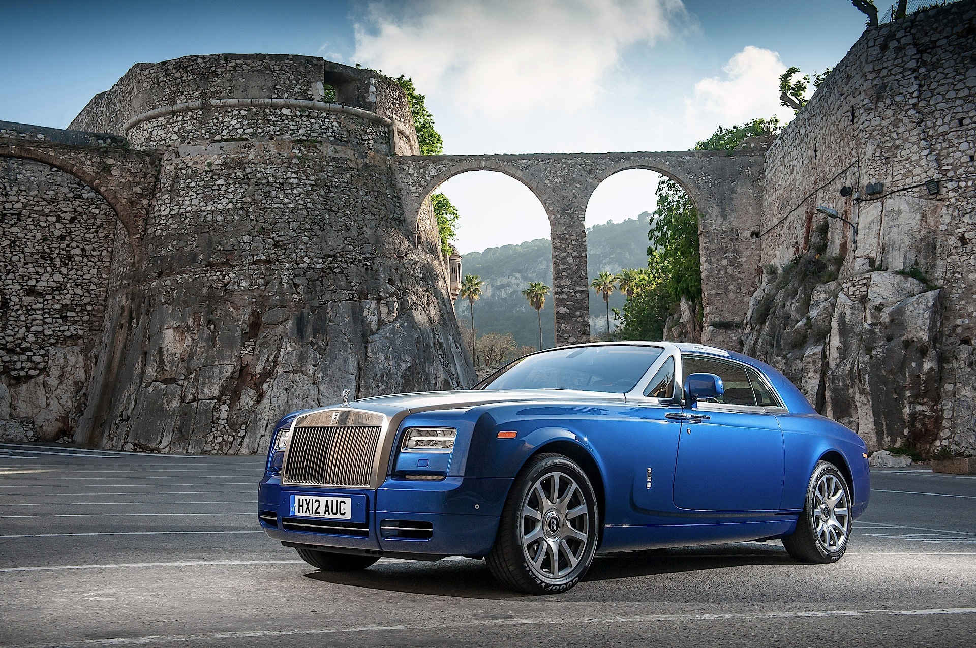 Rolls-Royce Phantom photo 28