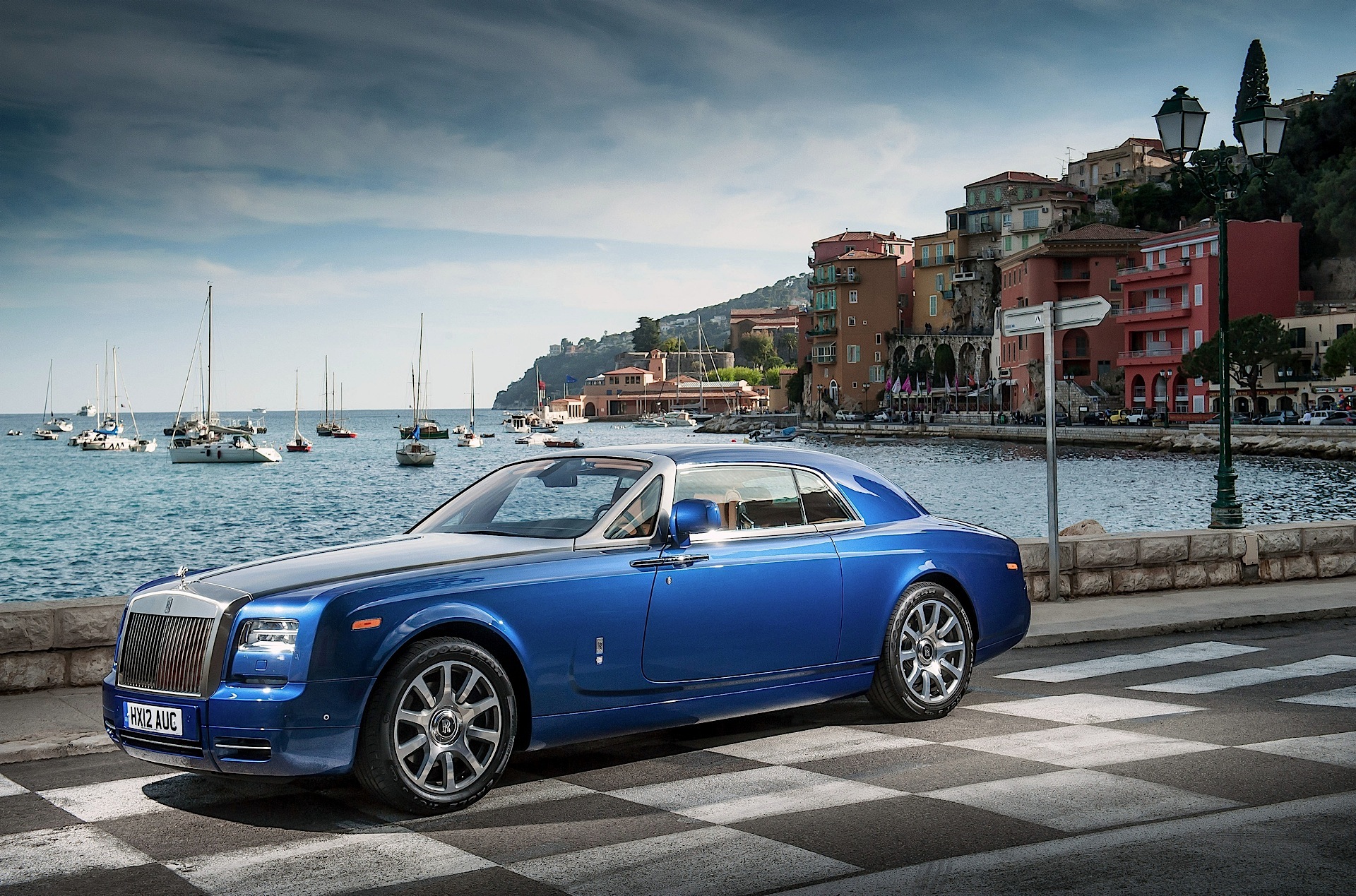 Rolls-Royce Phantom photo 29