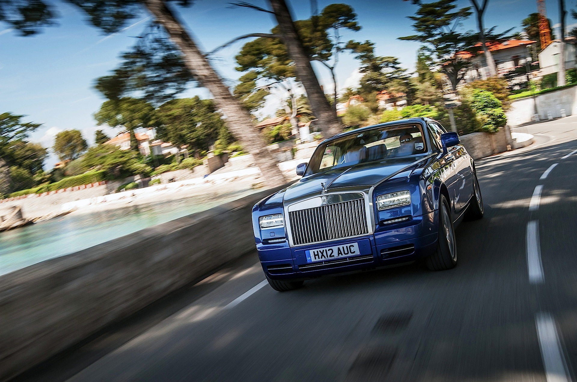 Rolls-Royce Phantom photo 45