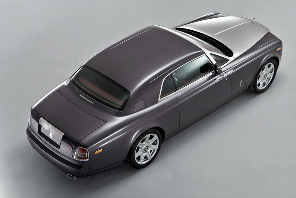 Rolls-Royce Phantom photo 2