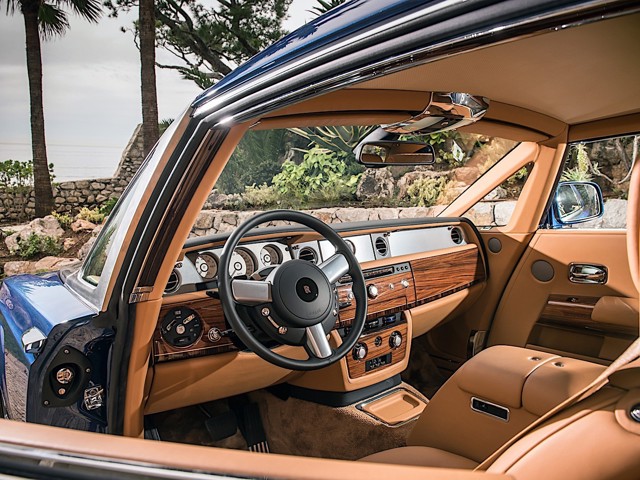 Rolls-Royce Phantom photo 43