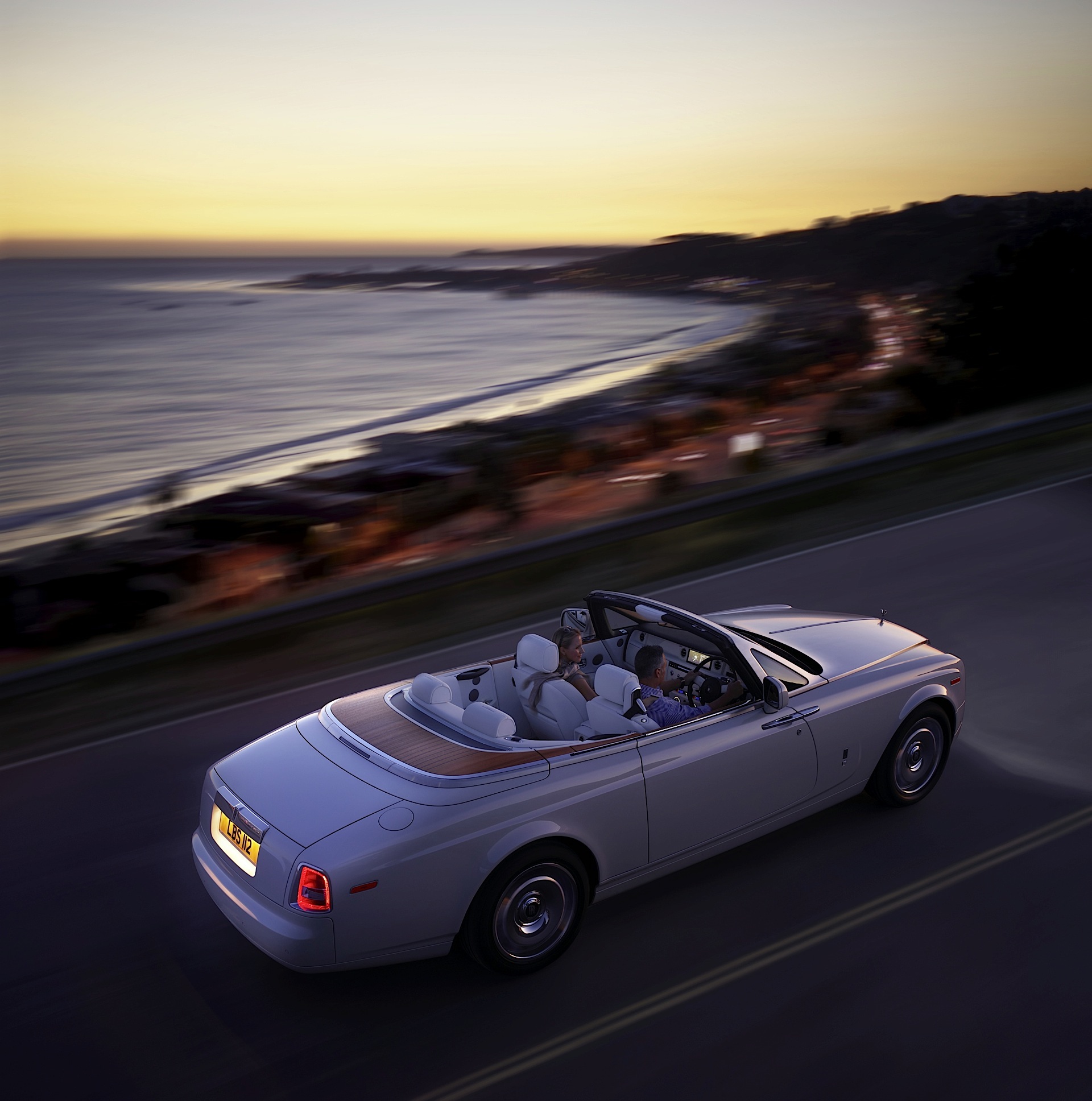 Rolls-Royce Phantom photo 15
