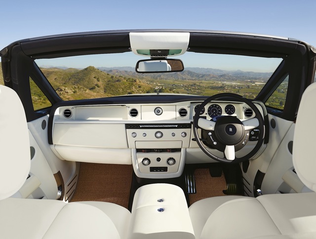 Rolls-Royce Phantom photo 42
