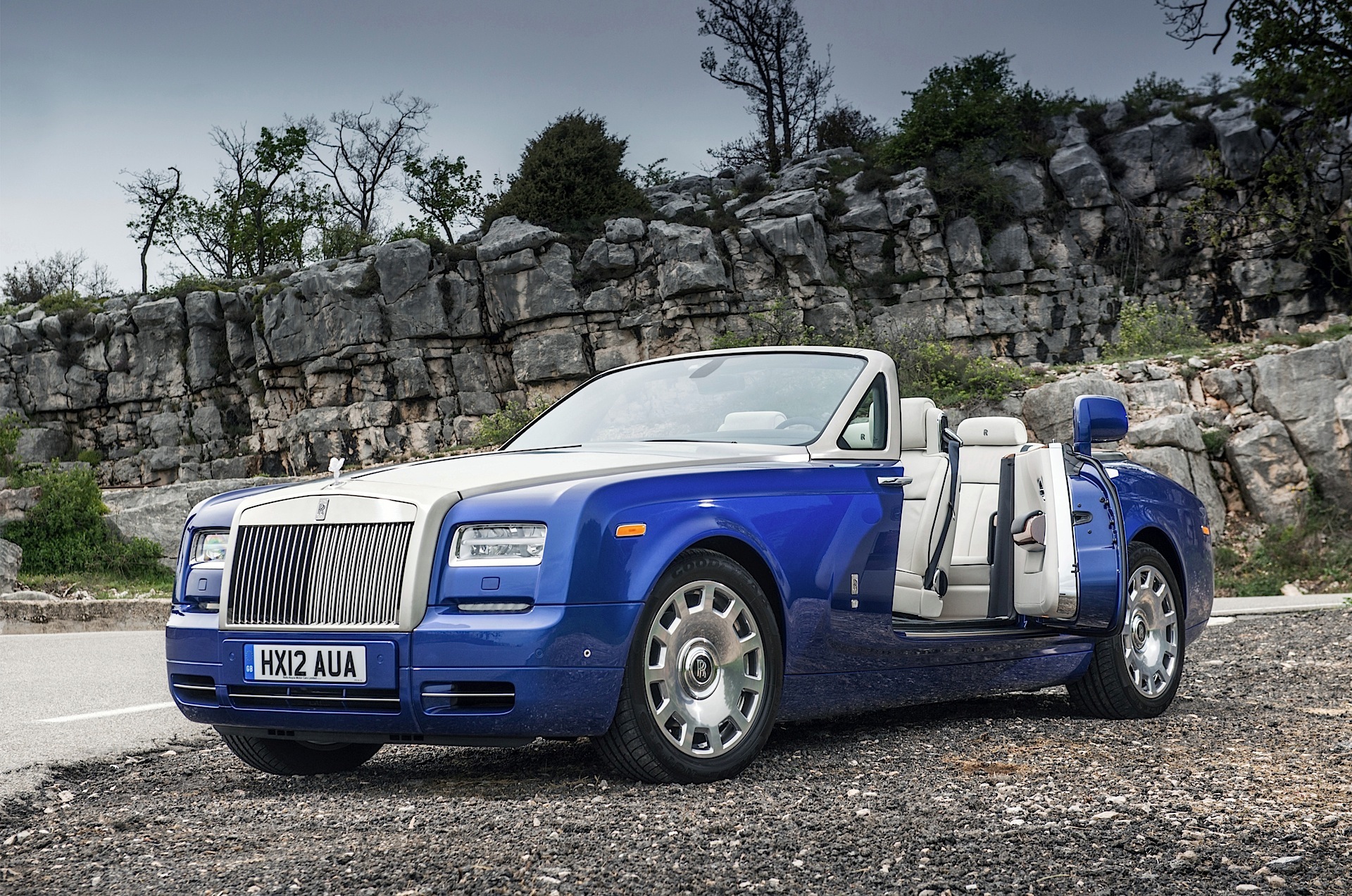 Rolls-Royce Phantom photo 23