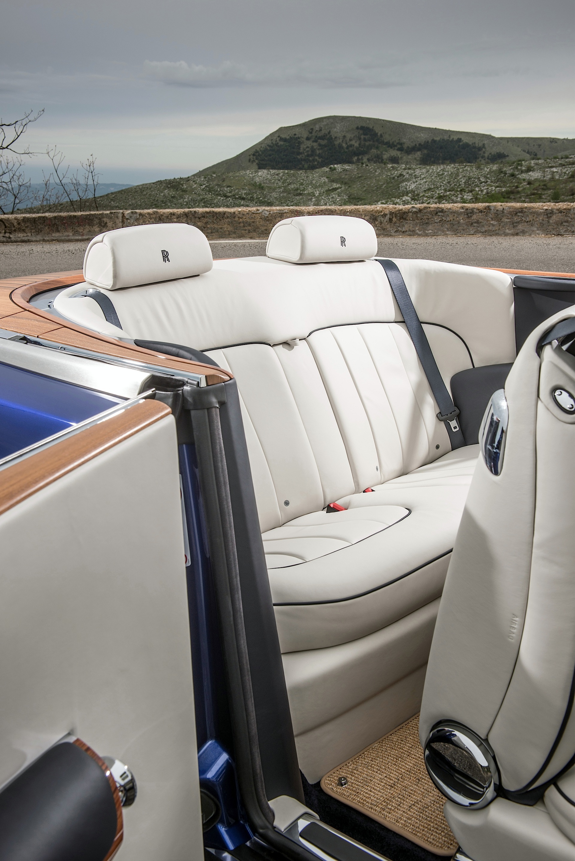 Rolls-Royce Phantom photo 48