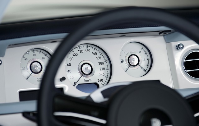 Rolls-Royce Phantom photo 50