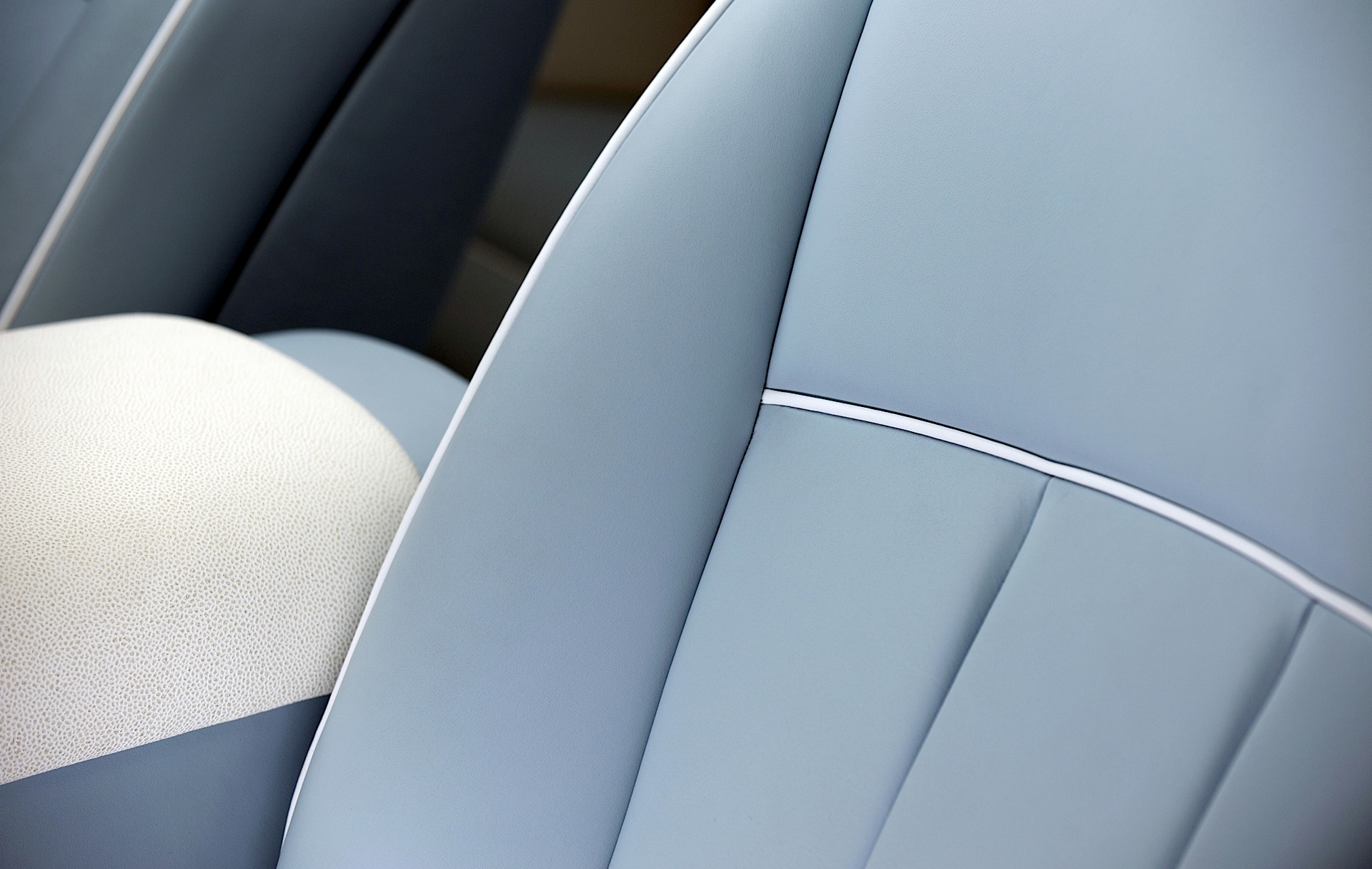 Rolls-Royce Phantom photo 52