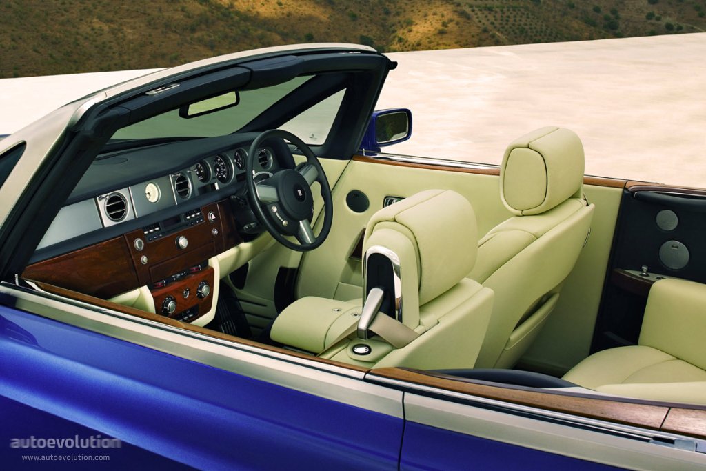 Rolls-Royce Phantom photo 32