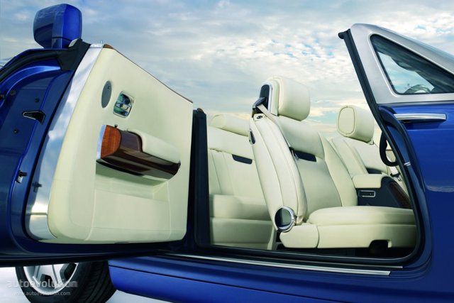Rolls-Royce Phantom photo 33