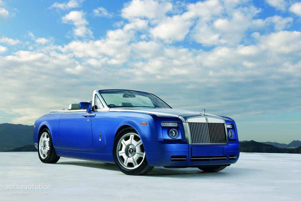 ROLLS-ROYCE Phantom