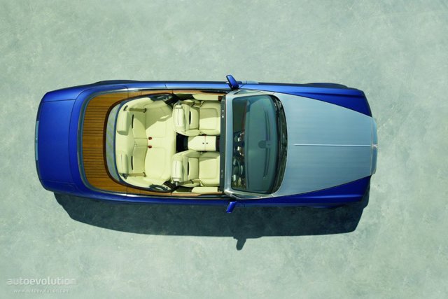 Rolls-Royce Phantom photo 4
