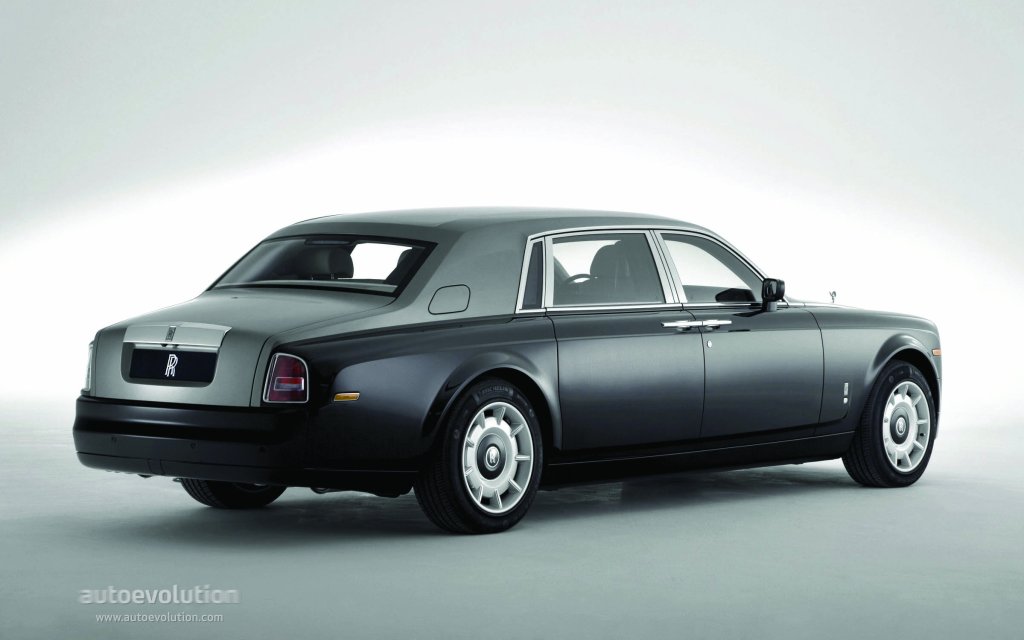 Rolls-Royce Phantom photo 3