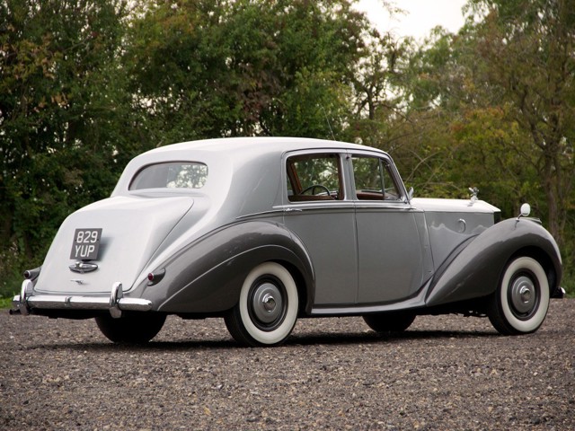 Rolls-Royce Silver Dawn photo 7