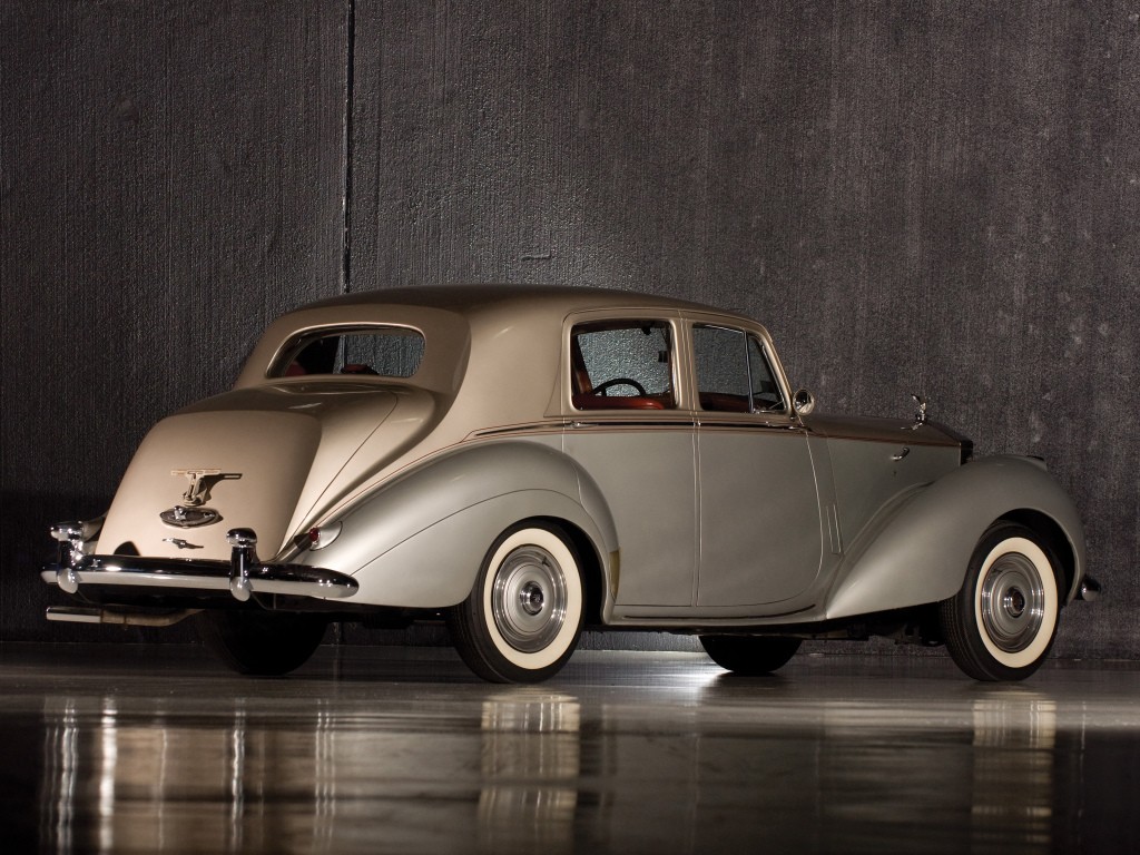 Rolls-Royce Silver Dawn photo 3