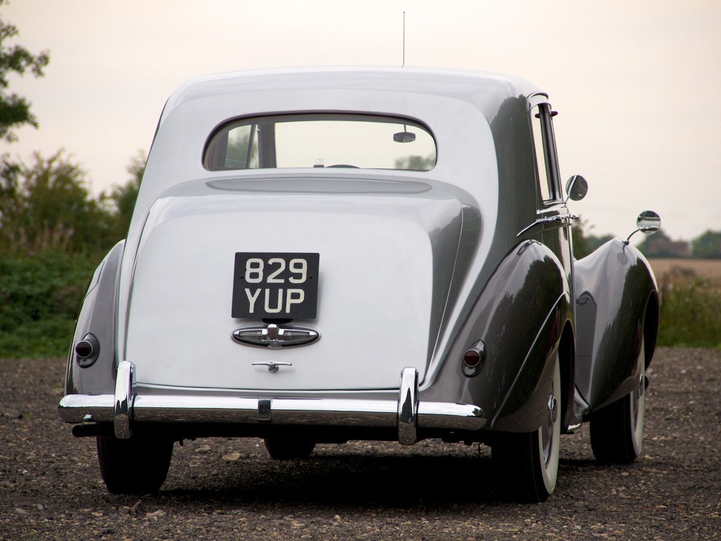 Rolls-Royce Silver Dawn photo 5