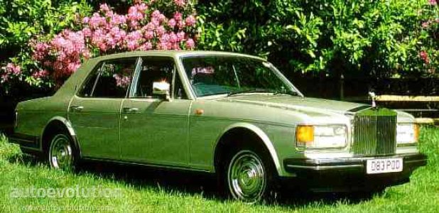 ROLLS-ROYCE Silver Spirit