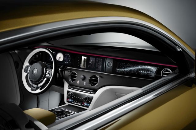 Rolls-Royce Spectre photo 37