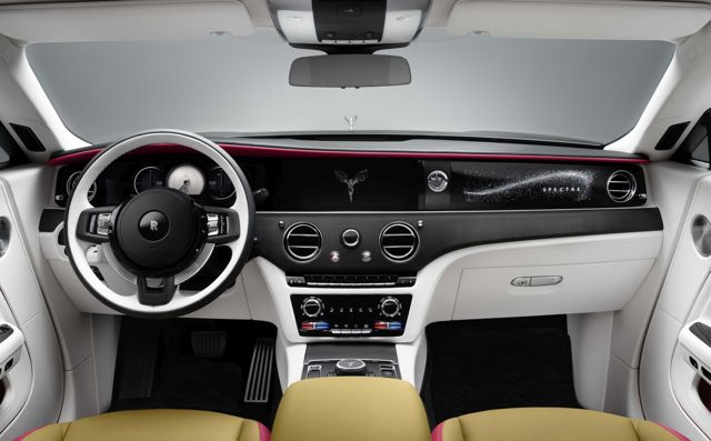 Rolls-Royce Spectre photo 39