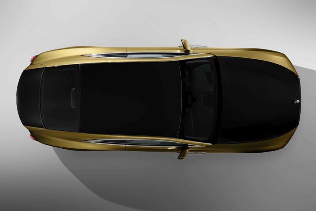 Rolls-Royce Spectre photo 12