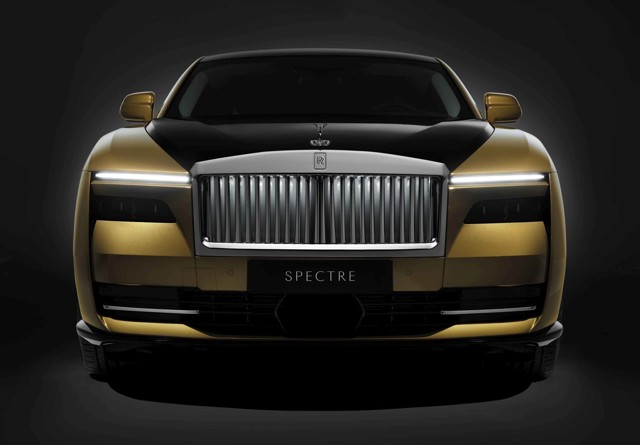 Rolls-Royce Spectre photo 14