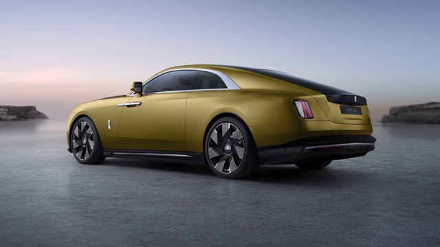 Rolls-Royce Spectre photo 16