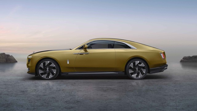 Rolls-Royce Spectre photo 19