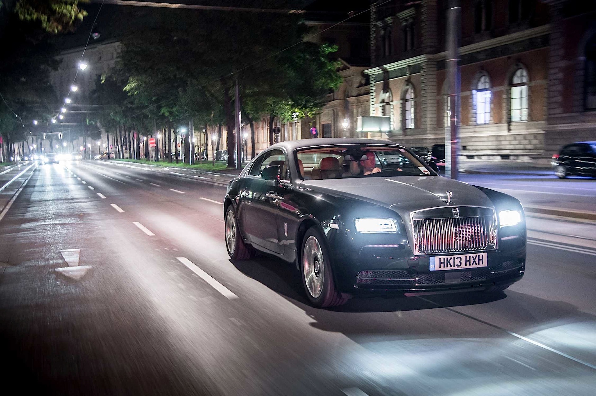Rolls-Royce Wraith photo 13