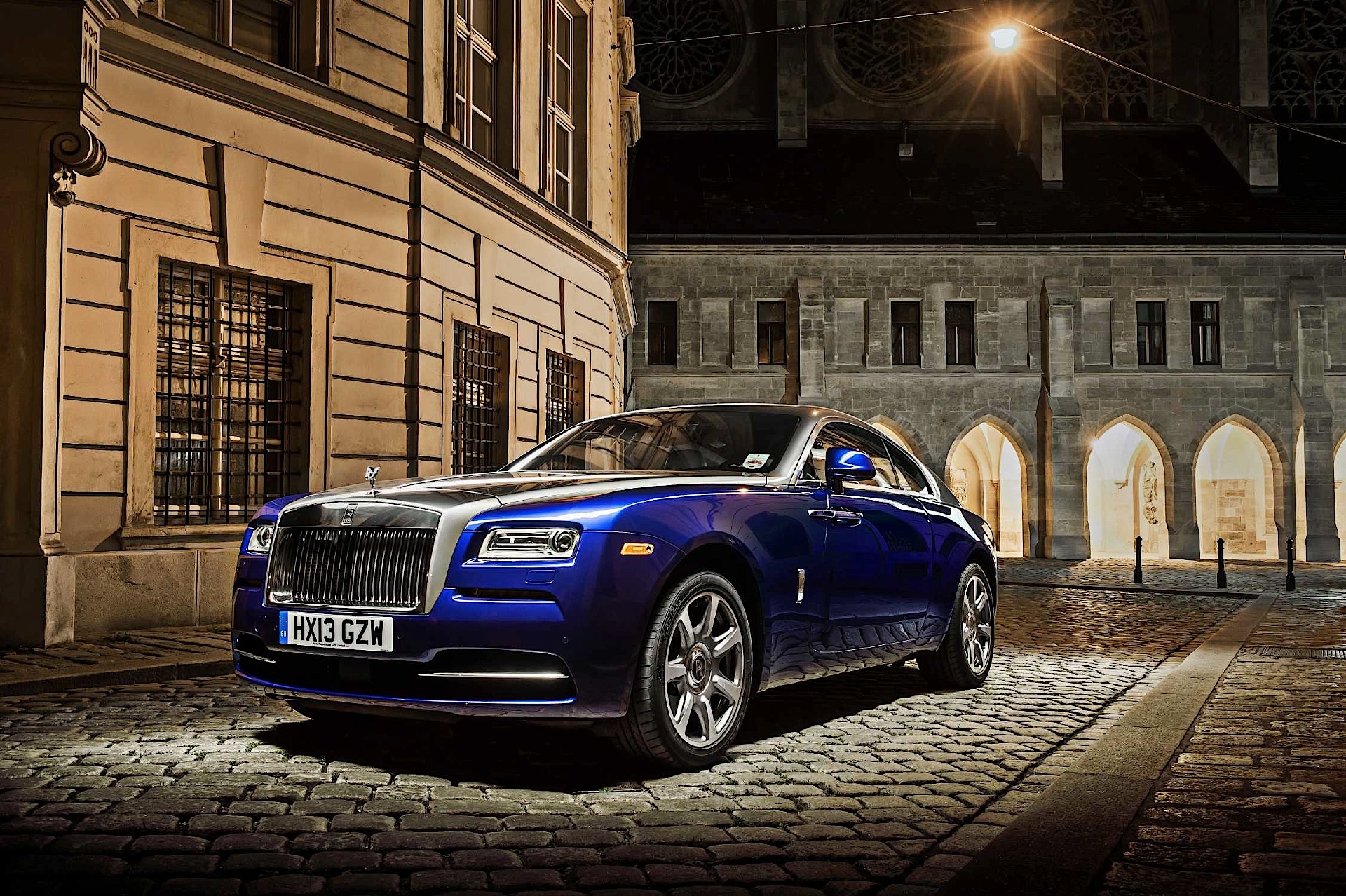 Rolls-Royce Wraith photo 19