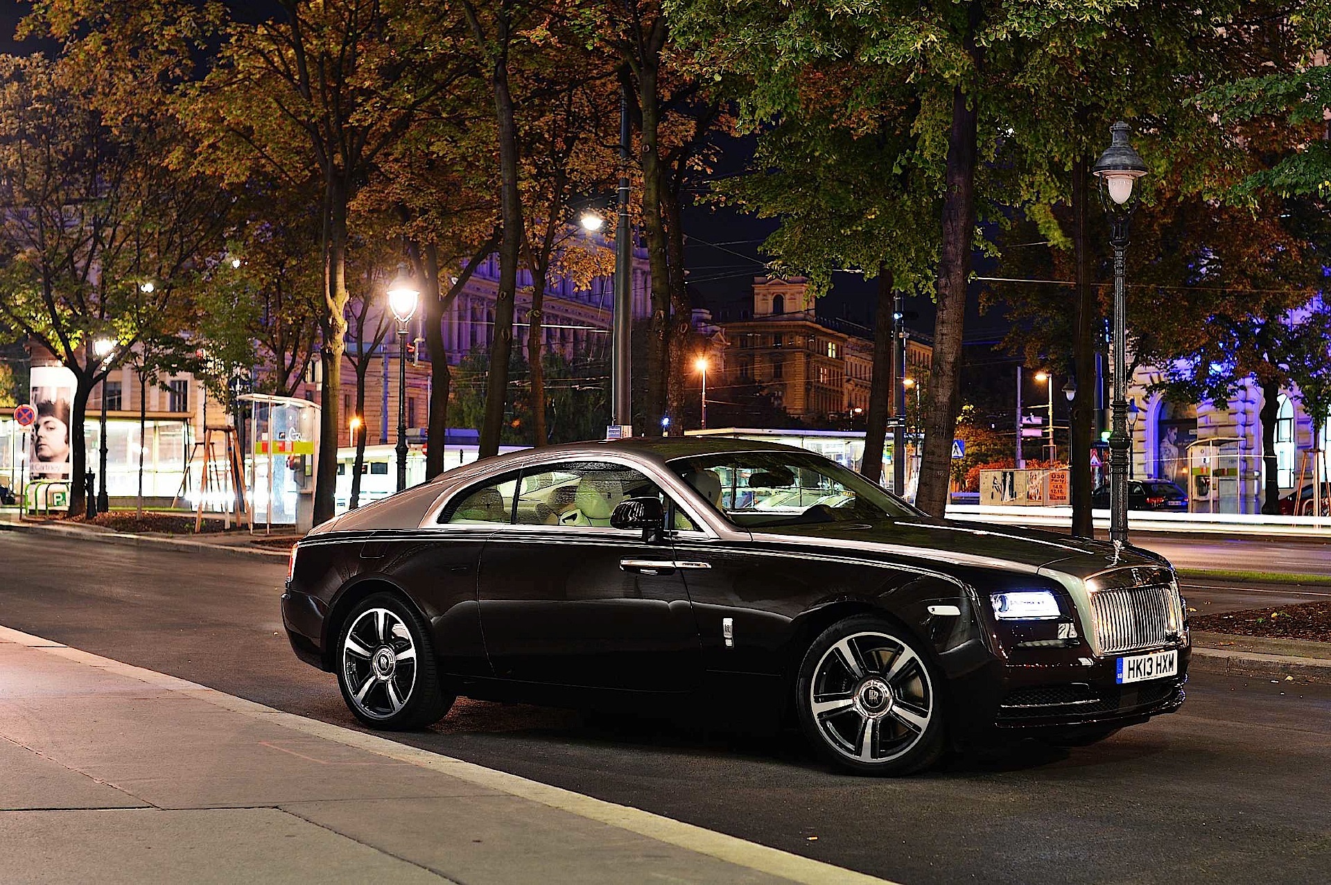 Rolls-Royce Wraith photo 29