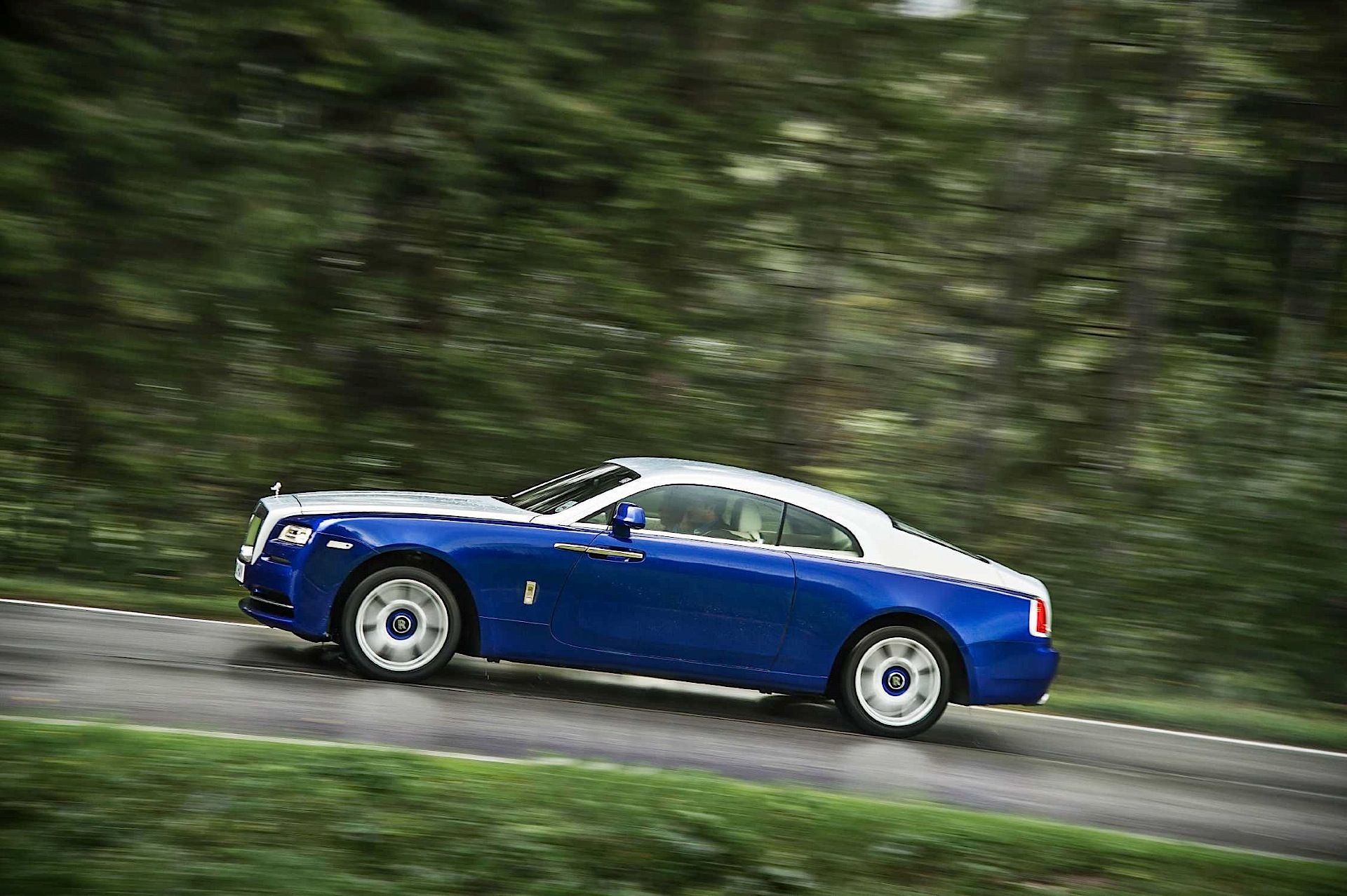 Rolls-Royce Wraith photo 33